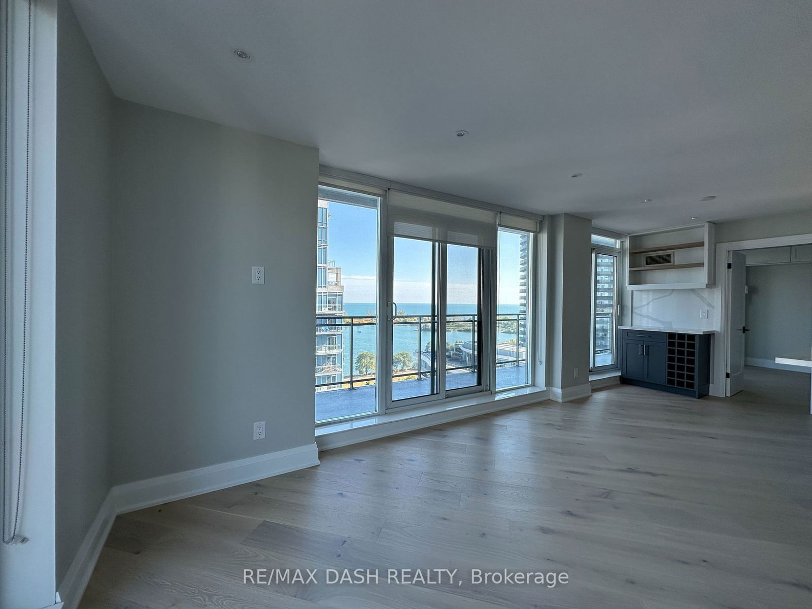 2121 Lakeshore Blvd W, unit 1511 for rent