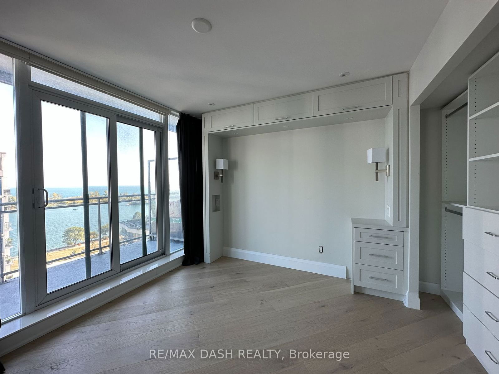 2121 Lakeshore Blvd W, unit 1511 for rent