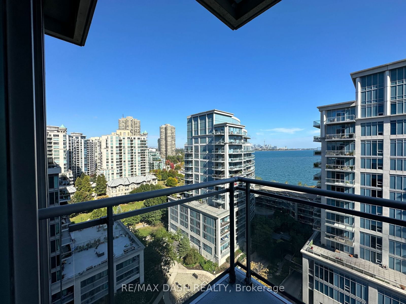 2121 Lakeshore Blvd W, unit 1511 for rent