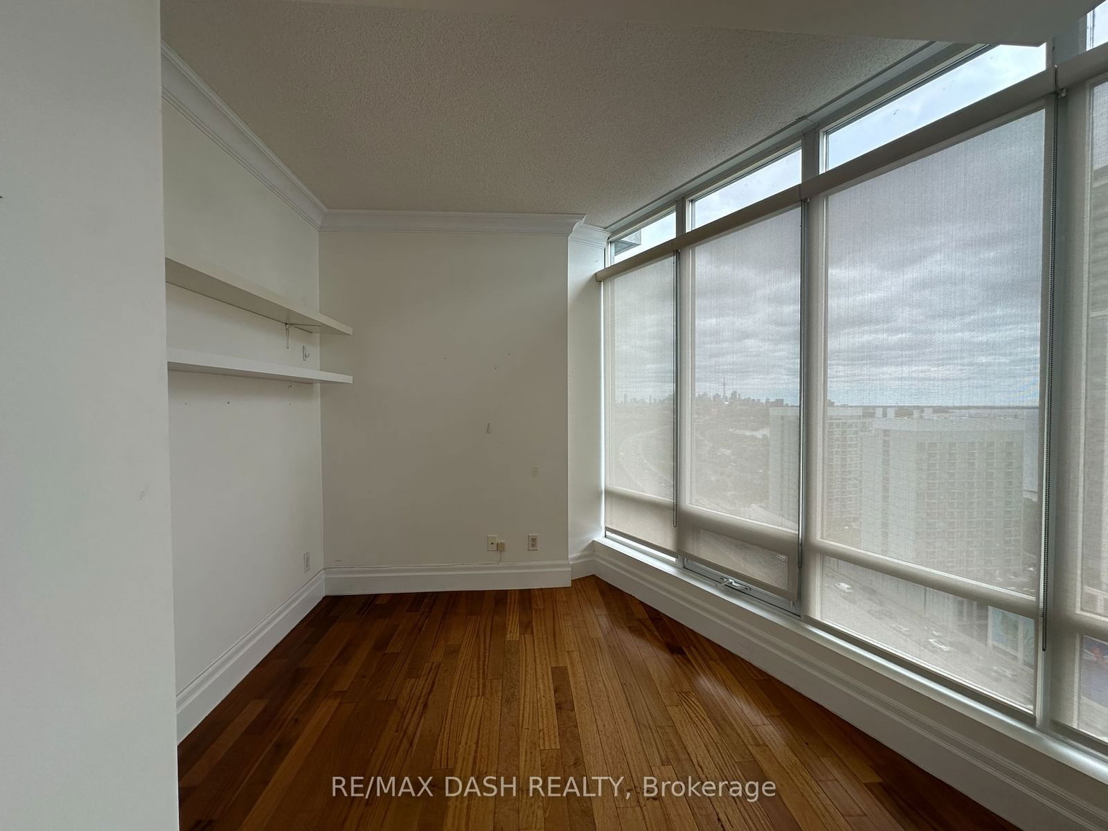 15 Windermere Ave, unit 2310 for rent