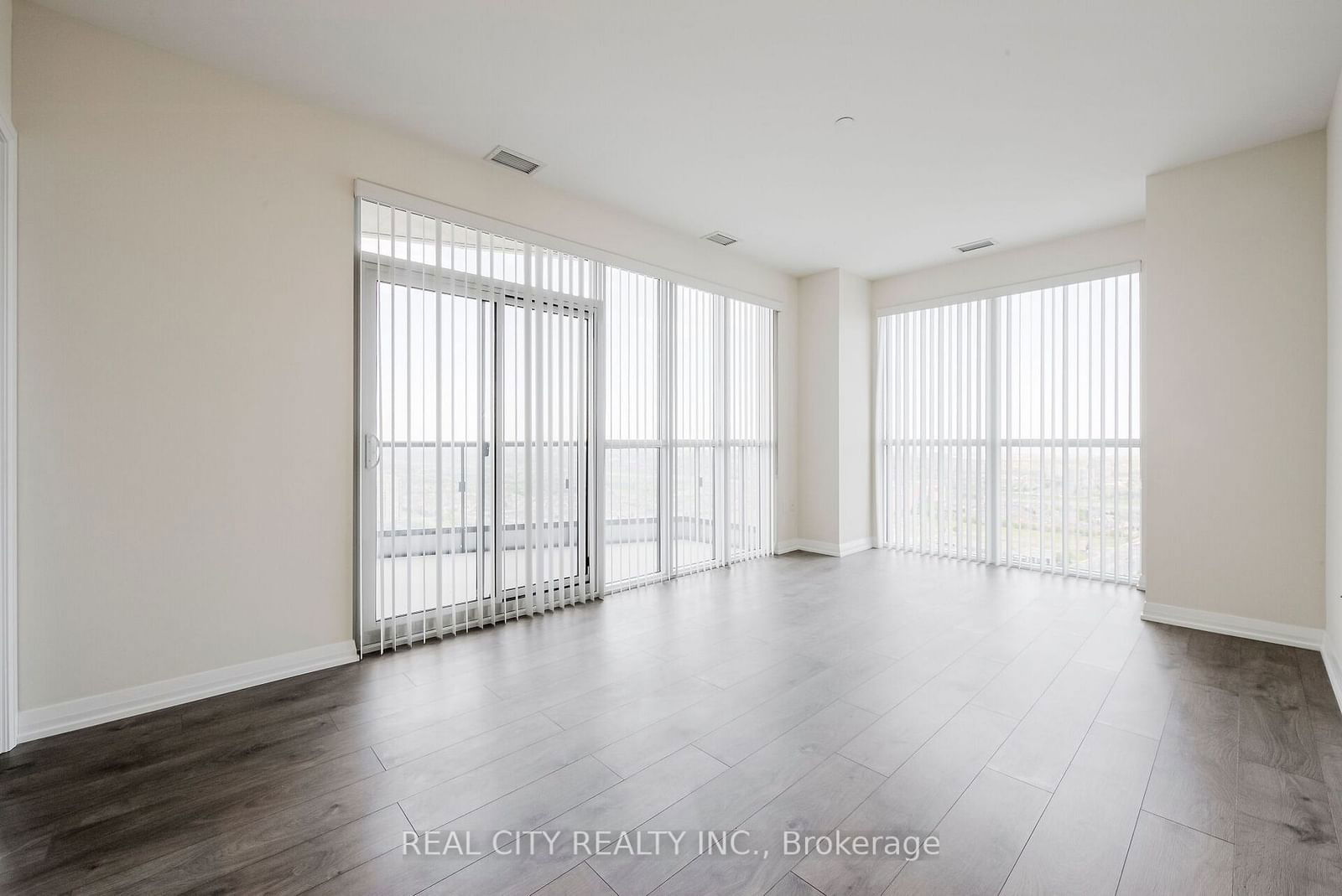 35 Watergarden Dr, unit 3313 for rent