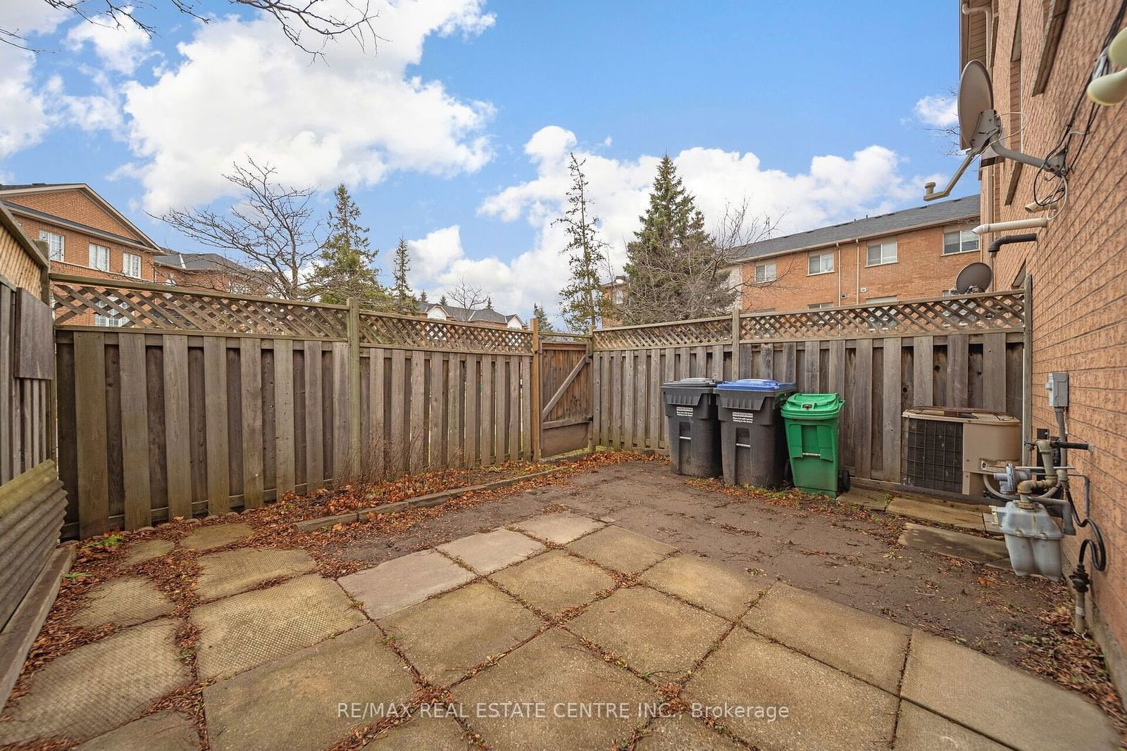 65 Brickyard Way Townhomes, Brampton, Toronto