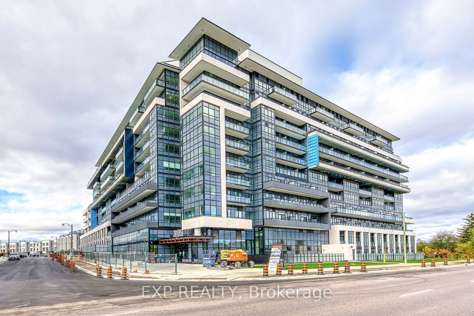 395 Dundas St W, unit PH08 for rent