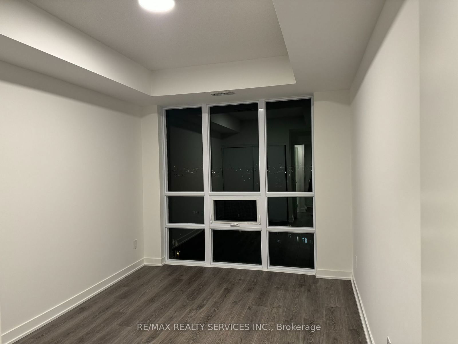 225 Malta Ave, unit 809 for rent