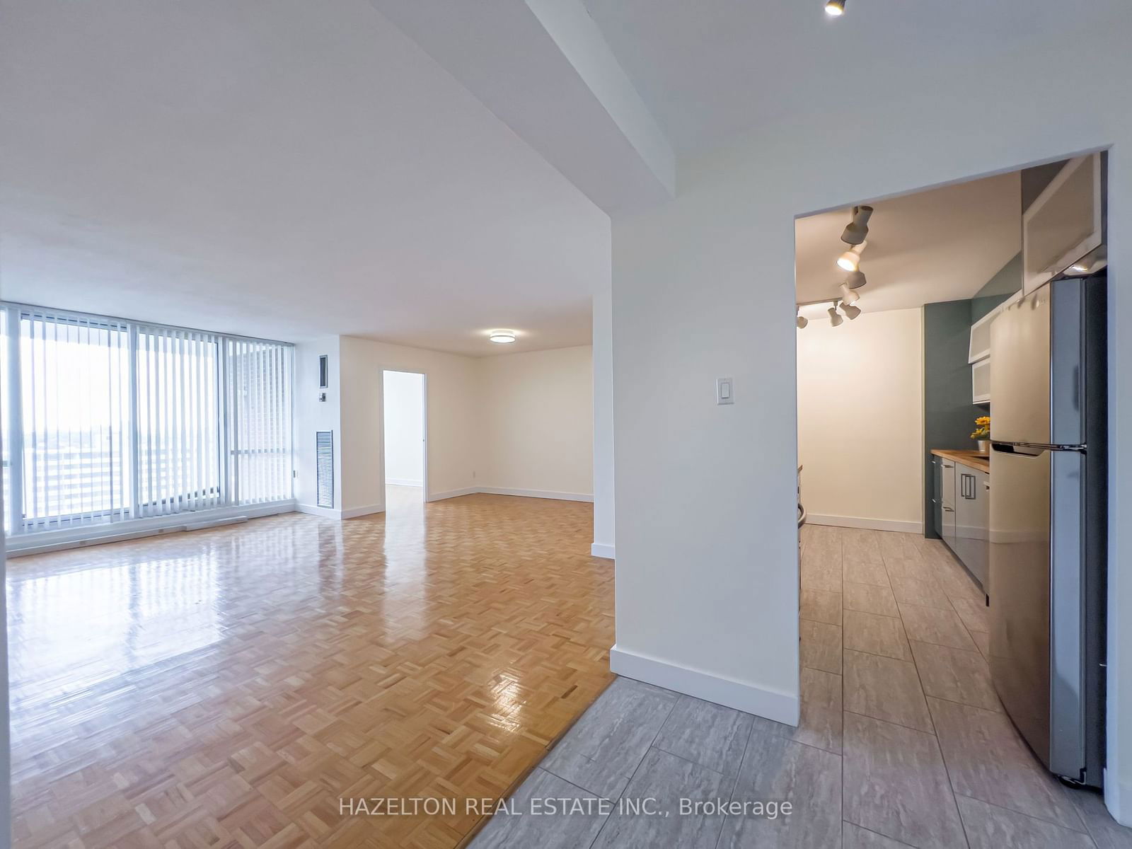 627 The West Mall, unit 1604 for rent