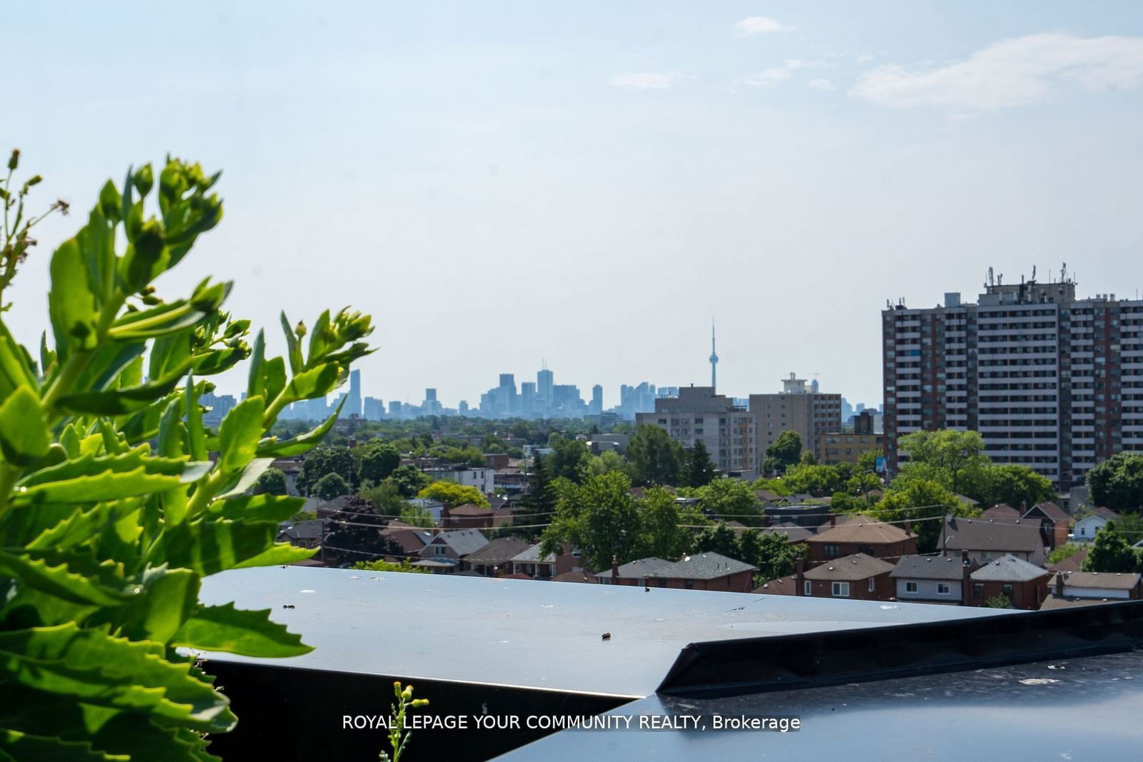 2433 Dufferin St, unit 803 for sale