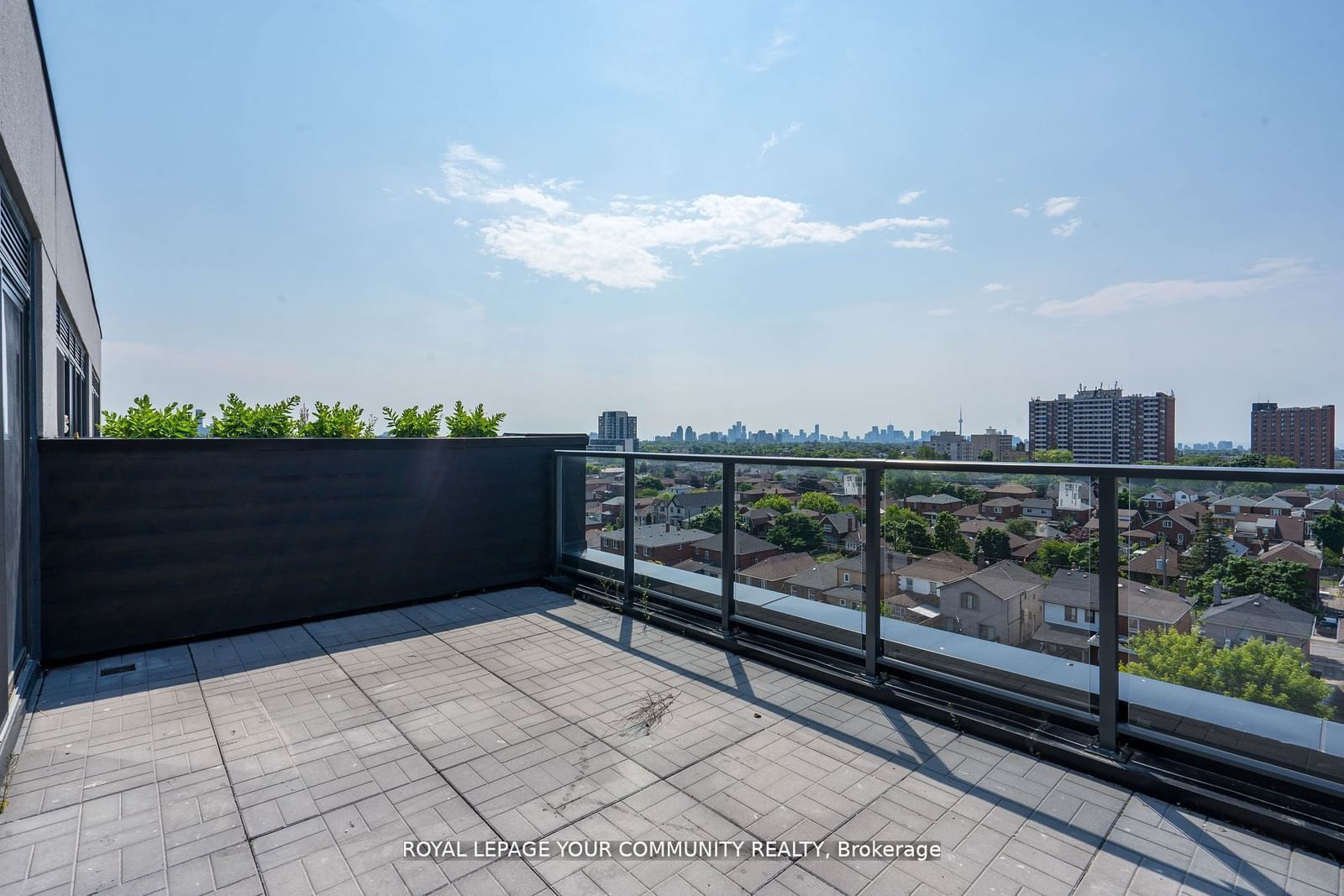 2433 Dufferin St, unit 803 for sale