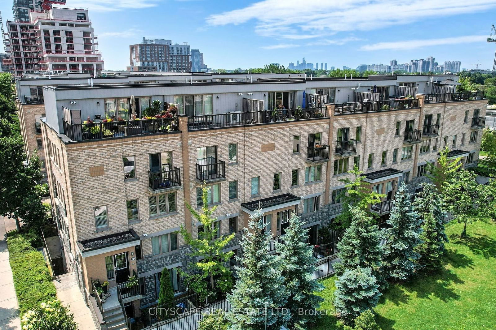 7-15 Foundry Avenue Townhomes, West End, Toronto