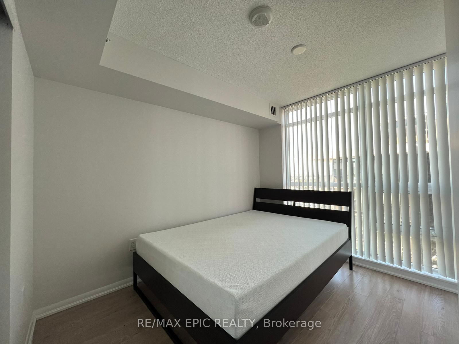 830 Lawrence Ave Ave W, unit 1203 for rent