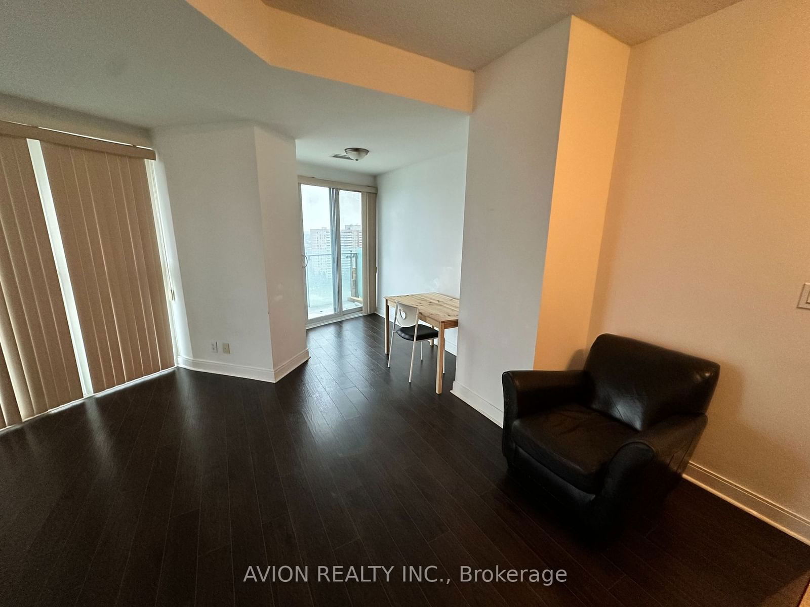 50 Absolute Ave, unit 1601 for rent