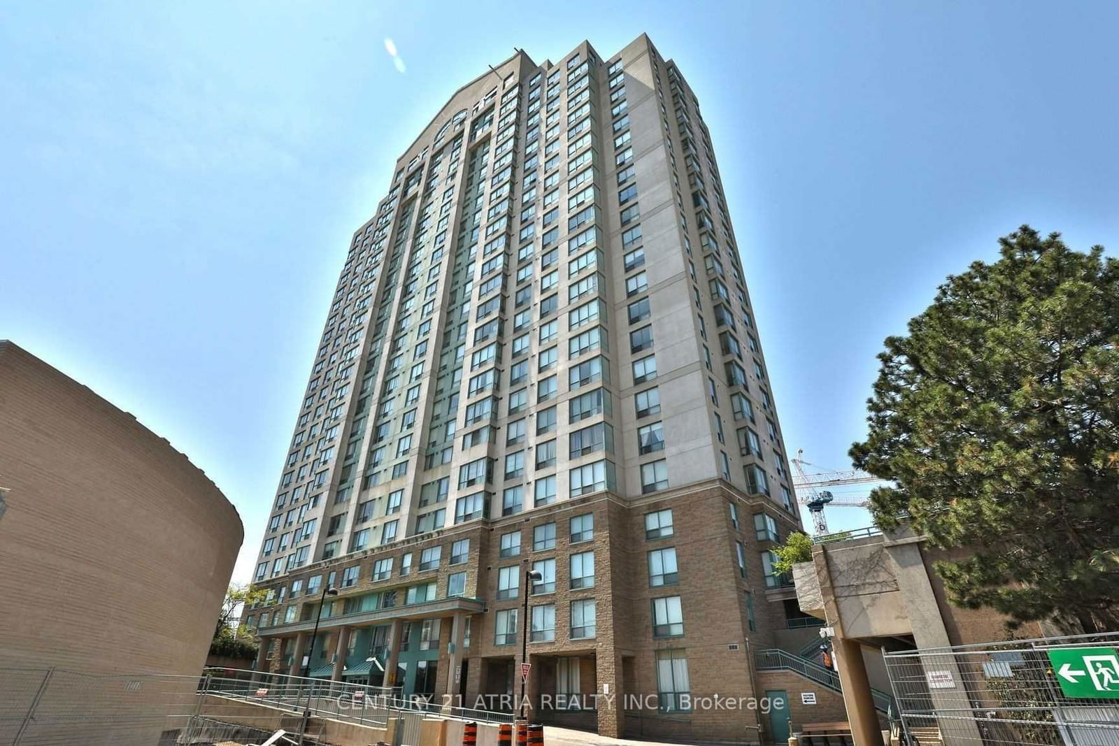 101 Subway Cres, unit 704 for rent