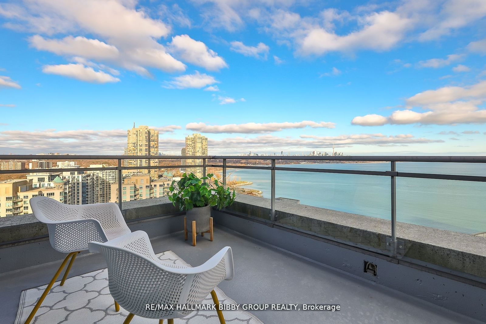 2121 Lake Shore Blvd W, unit LPH603 for rent