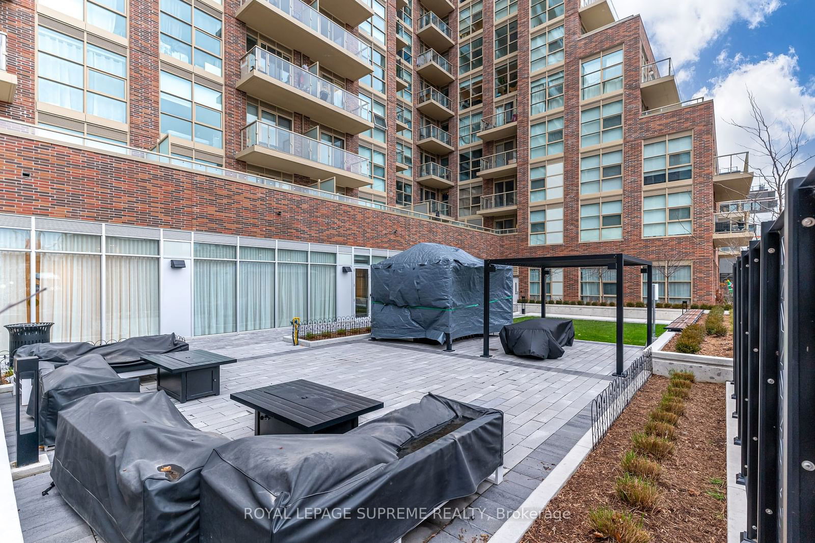 1787 St Clair Ave W, unit 502 for rent