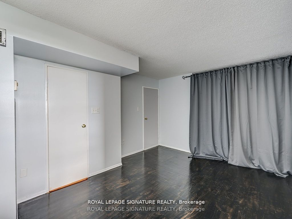 4 Lisa St, unit 1411 for rent