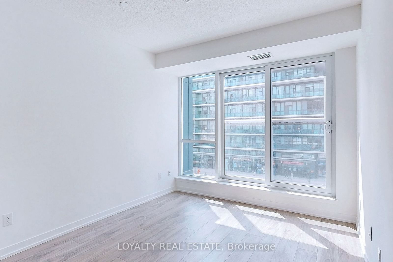 4065 Confederation Pkwy, unit 417 for rent