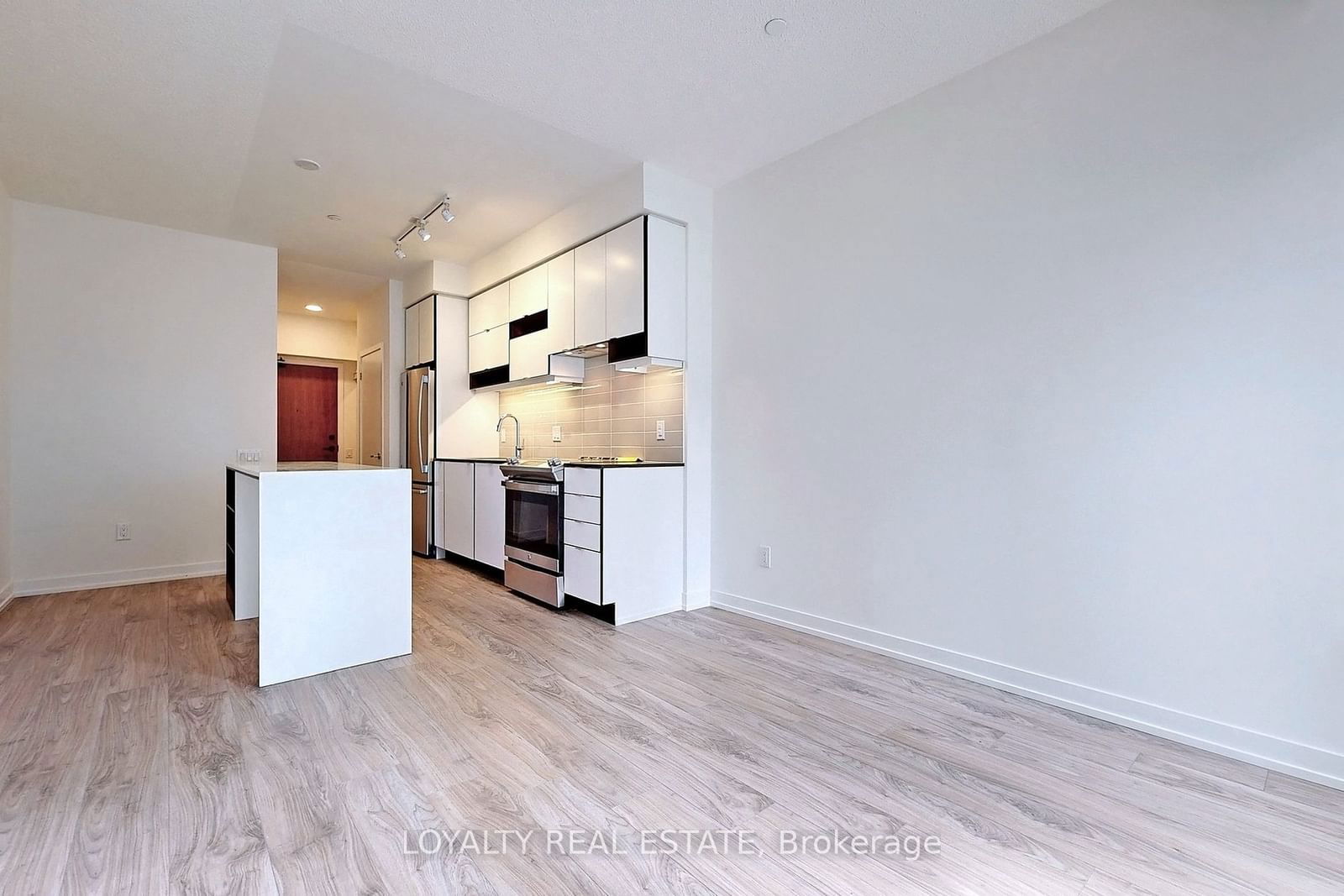 4065 Confederation Pkwy, unit 417 for rent