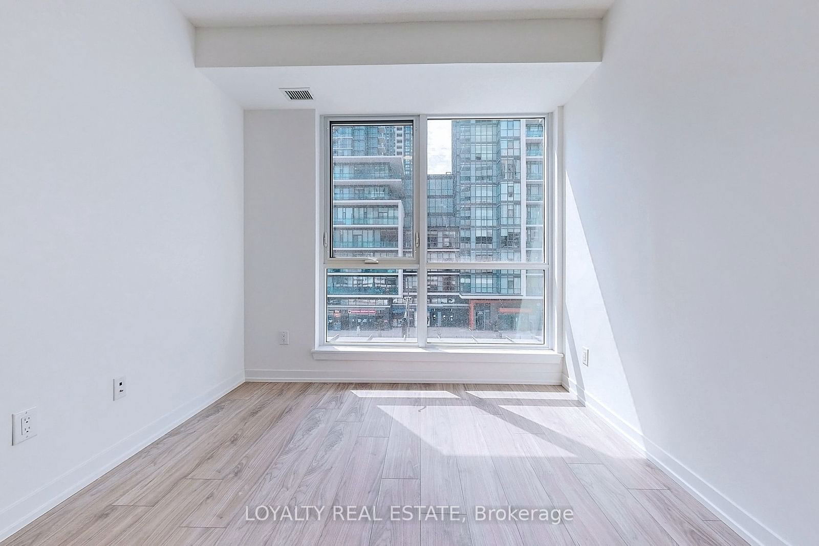 4065 Confederation Pkwy, unit 417 for rent