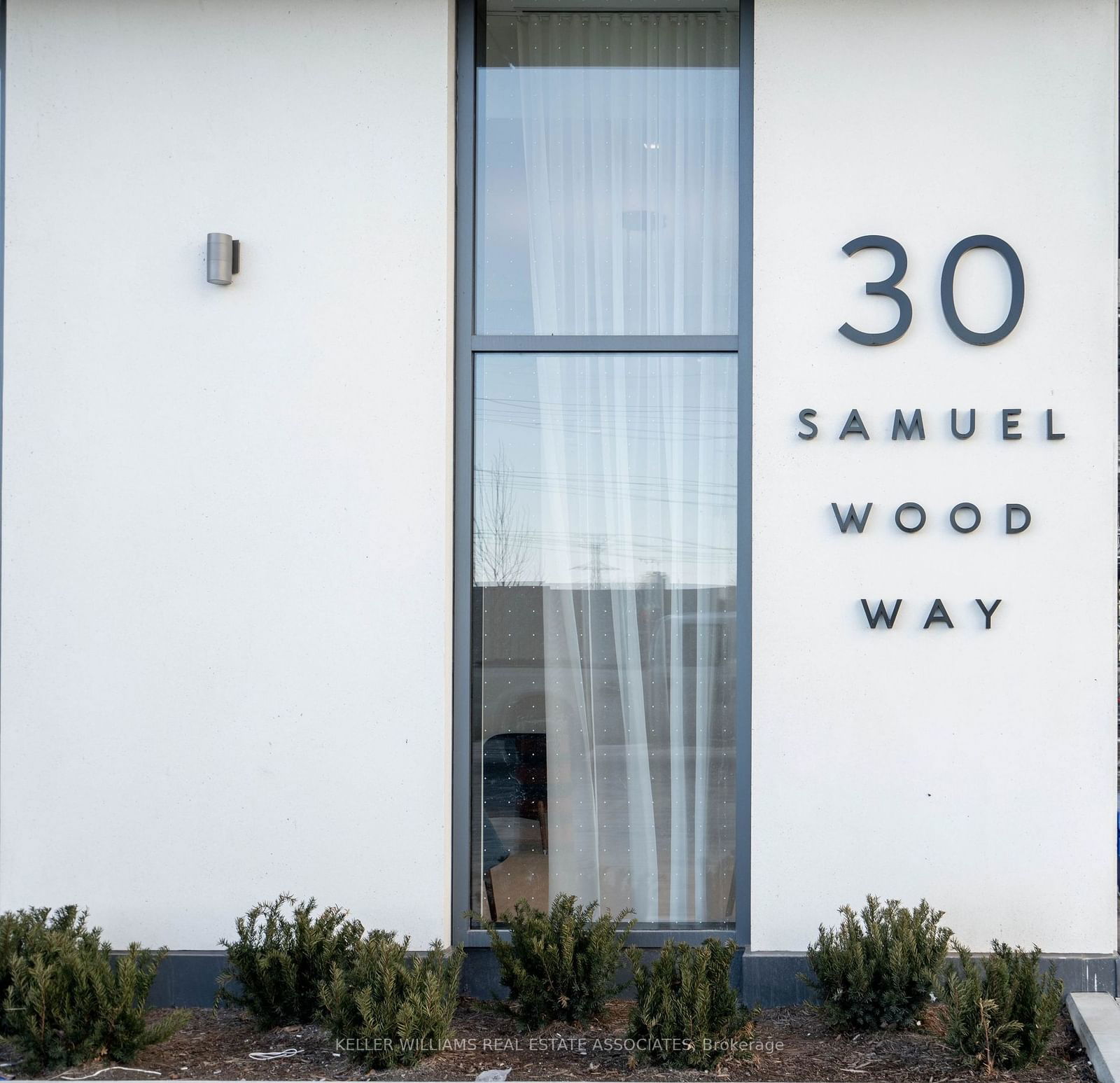 30 Samuel Wood Way, unit 404 for rent