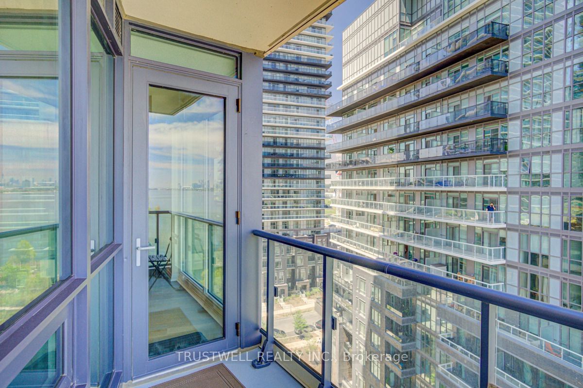 59 Annie Craig Dr, unit 1002 for rent