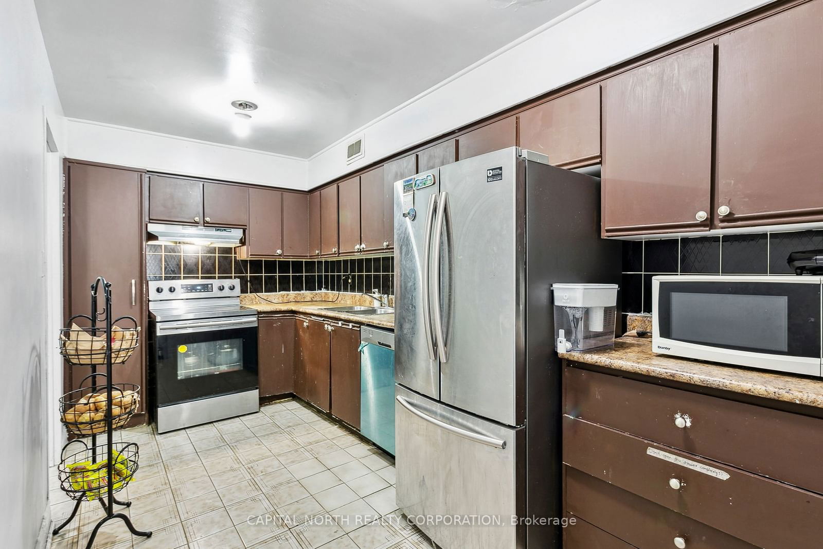 25 Four Winds Dr, unit 108 for sale