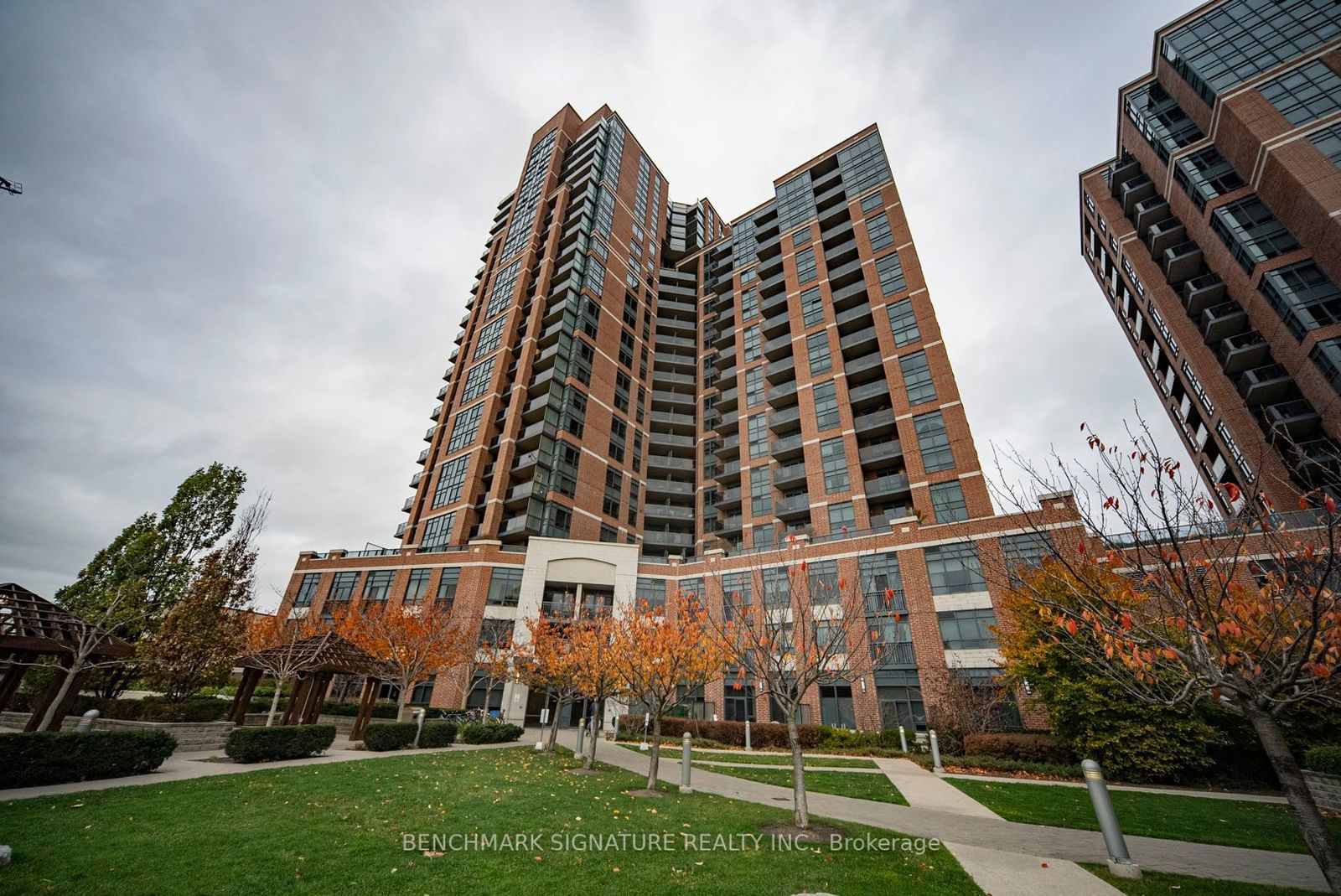 The Heintzman Place, West End, Toronto