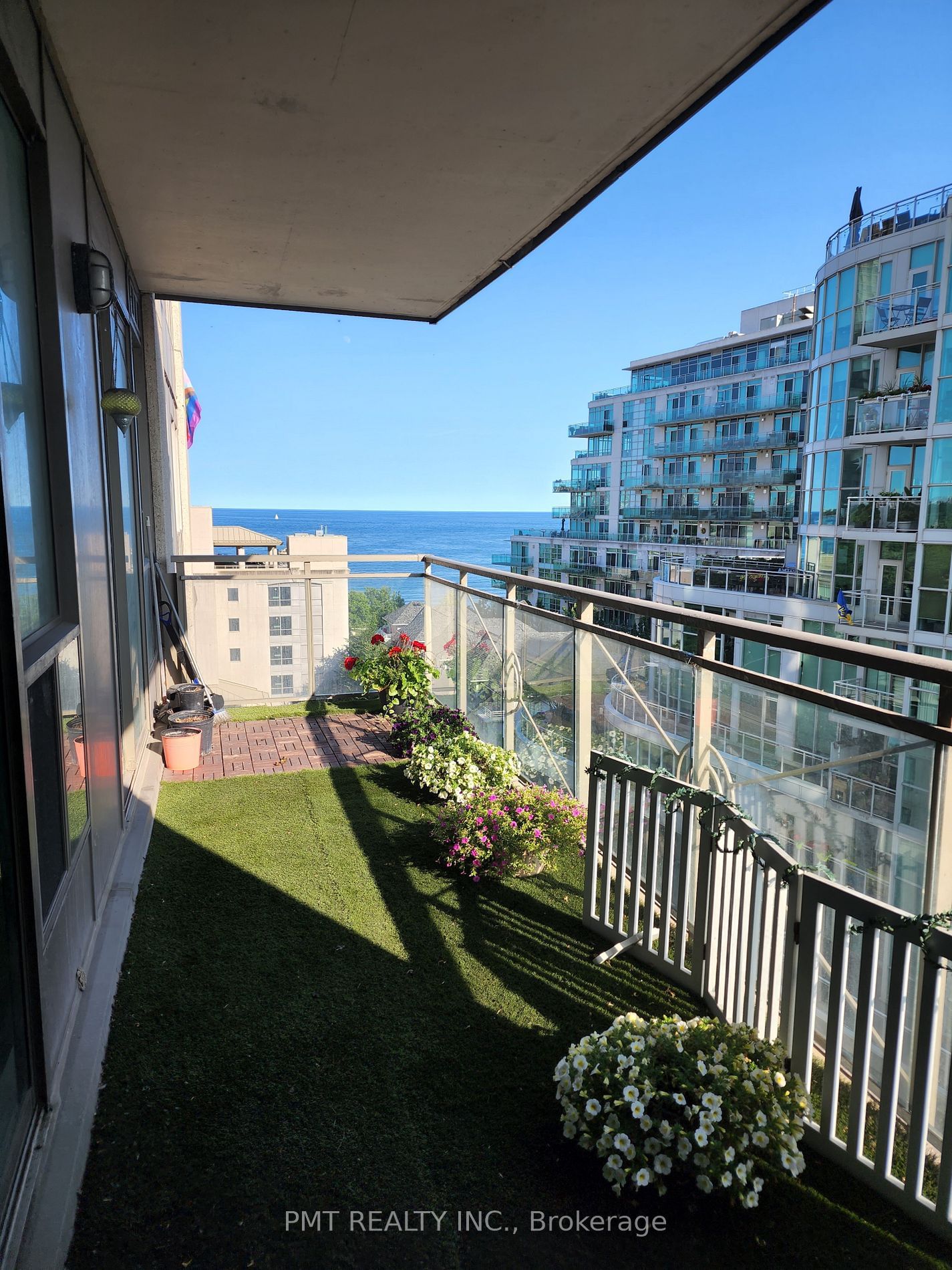 88 Palace Pier Crt, unit 806 for sale