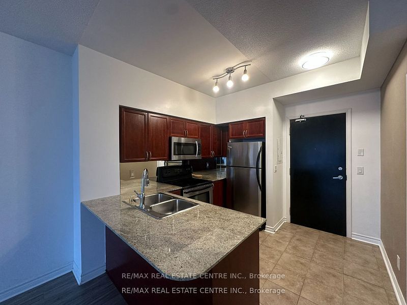 388 Prince of Wales Dr, unit 2905 for rent