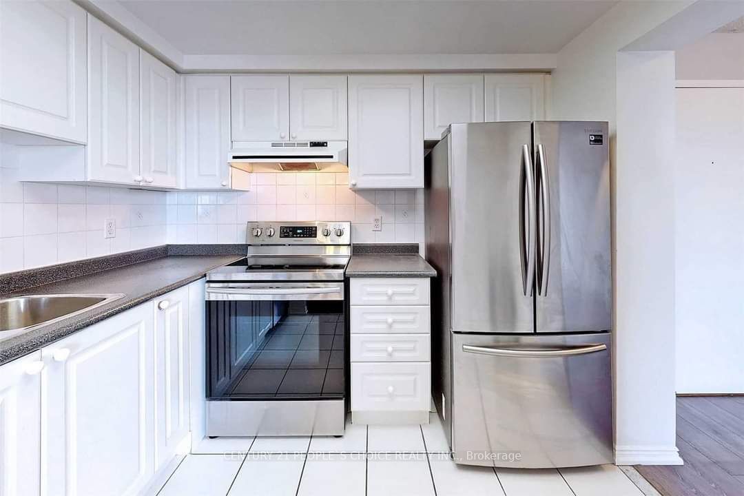 135 Hillcrest Ave, unit 1906 for rent