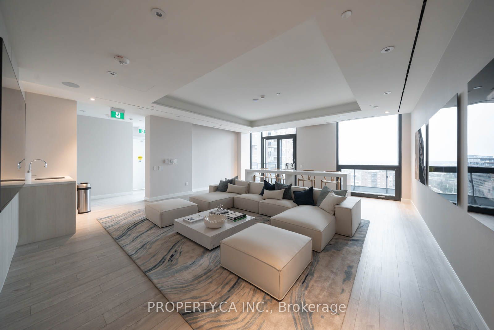 28 Ann St, unit 2105 for rent