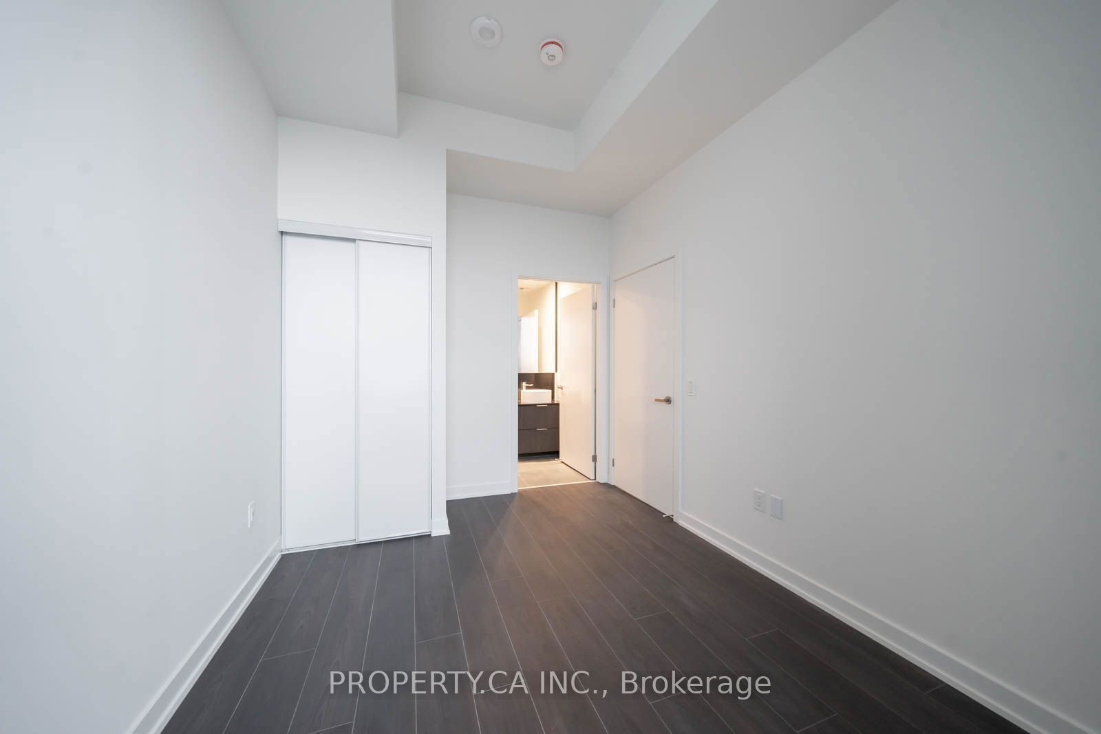 28 Ann St, unit 2105 for rent