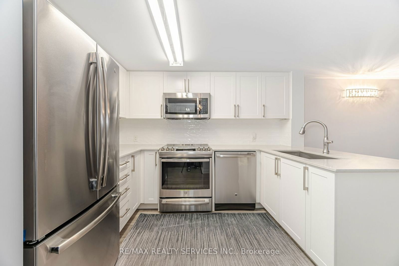 30 Via Rosedale, unit 318 for sale