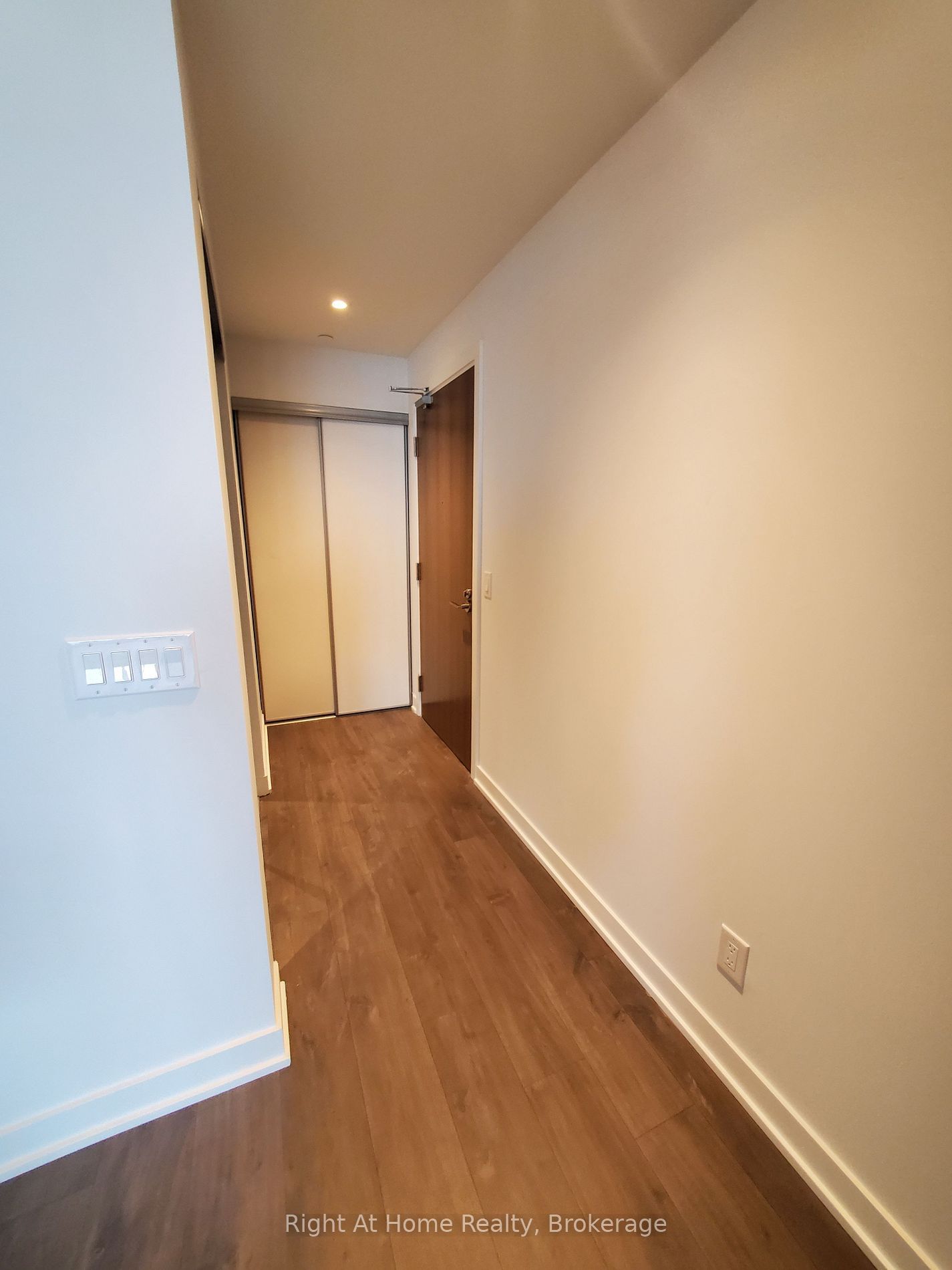 1928 Lake Shore Blvd W, unit 2707 for sale