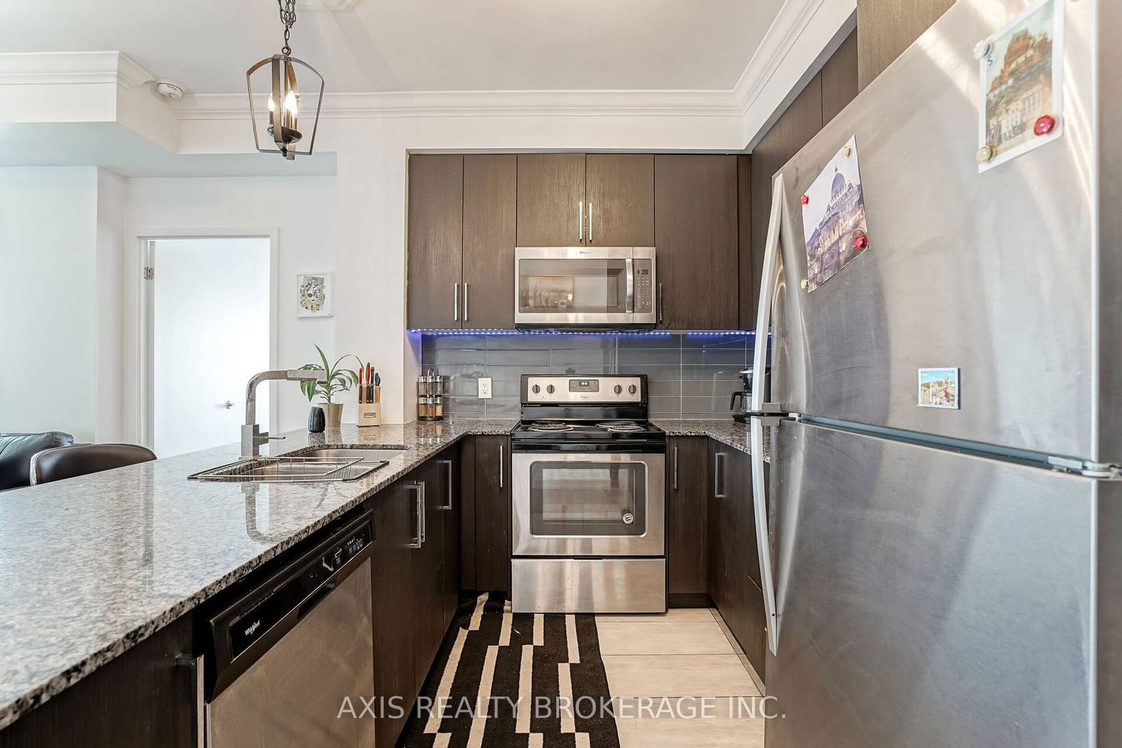 840 Queens Plate Dr N, unit 1507 for rent