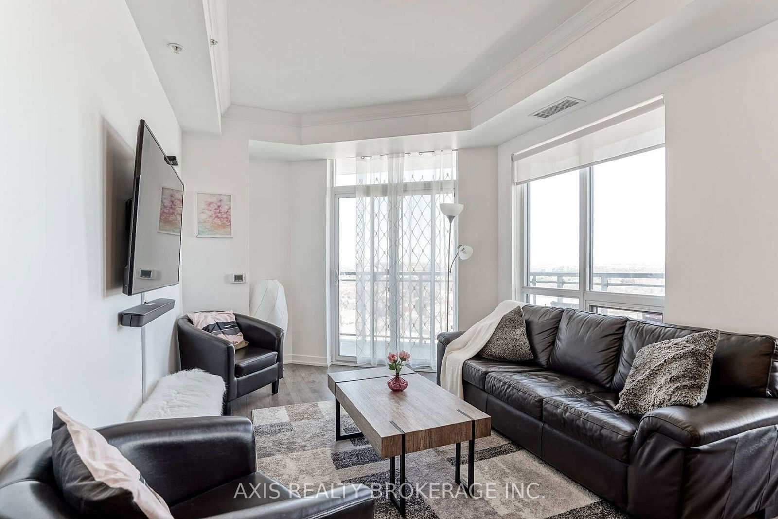 840 Queens Plate Dr N, unit 1507 for rent