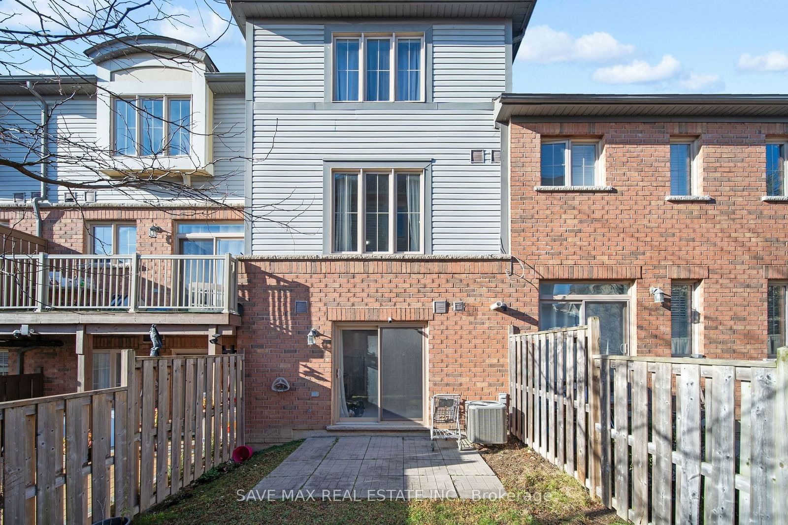 Terracotta Village, Brampton, Toronto