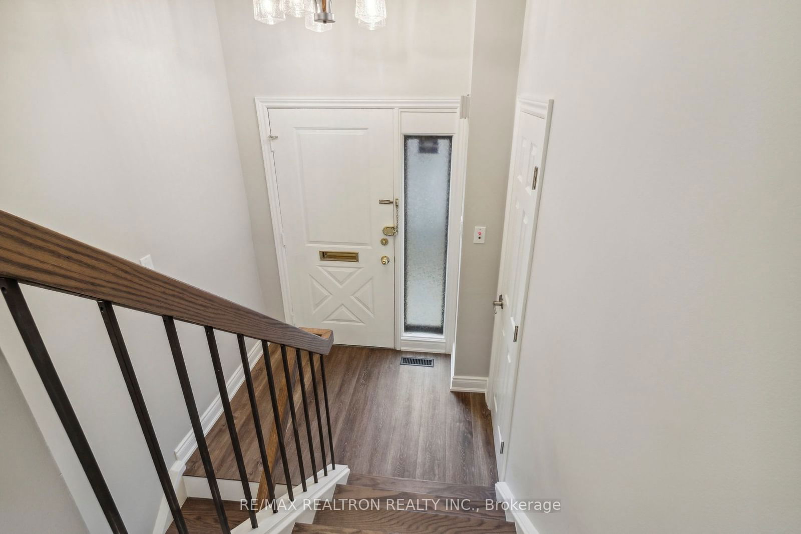 26 Peach Tree Townhouses, Etobicoke, Toronto