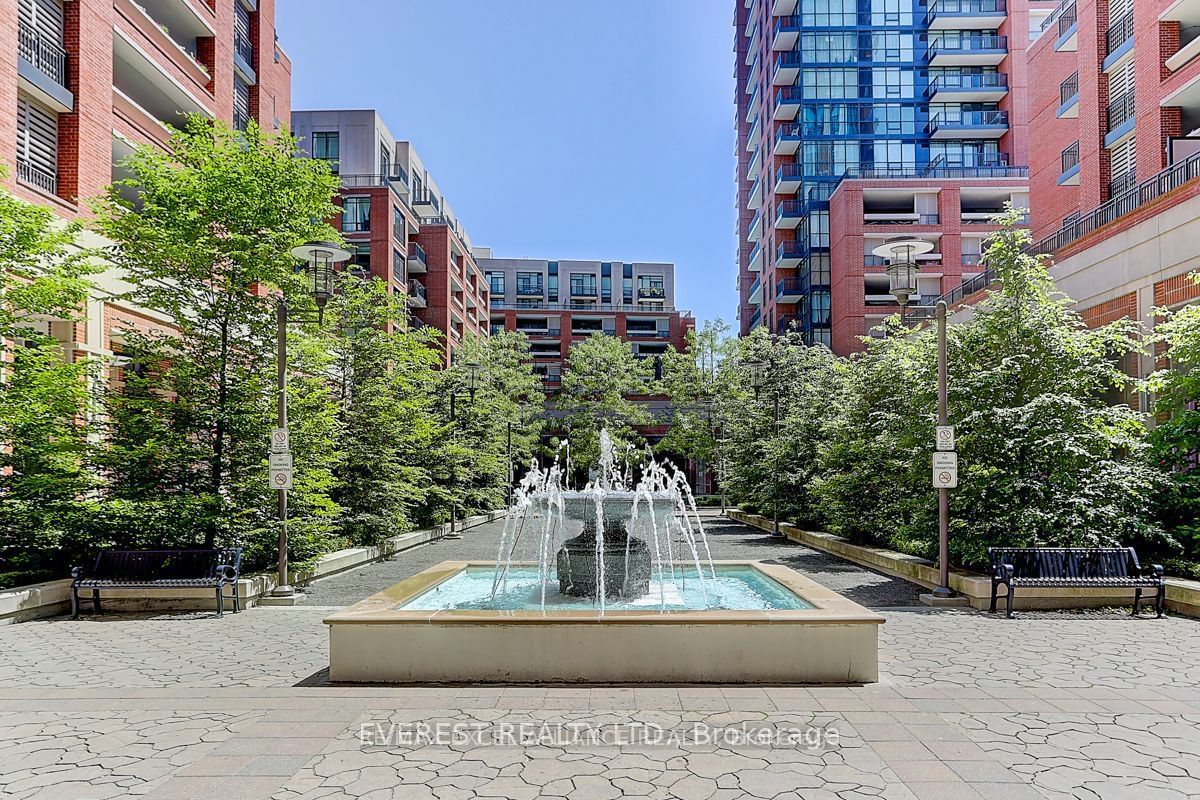 830 Lawrence Ave W, unit 1707 for sale