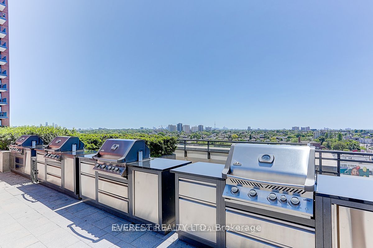 830 Lawrence Ave W, unit 1707 for sale