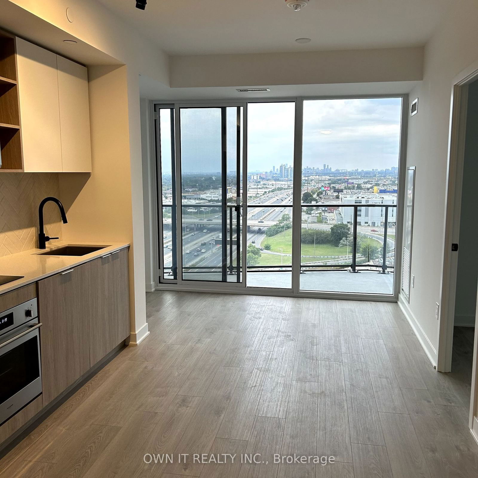 36 Zorra St, unit 1502 for rent