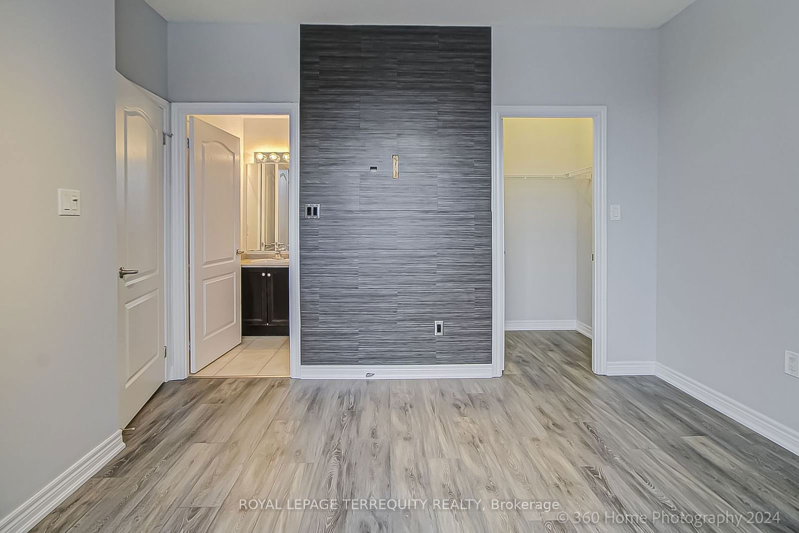 2772 Keele St, unit 101 for sale