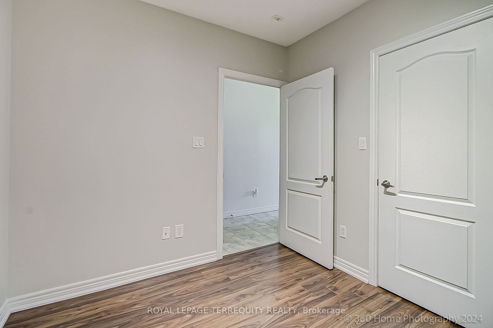 2772 Keele St, unit 101 for sale