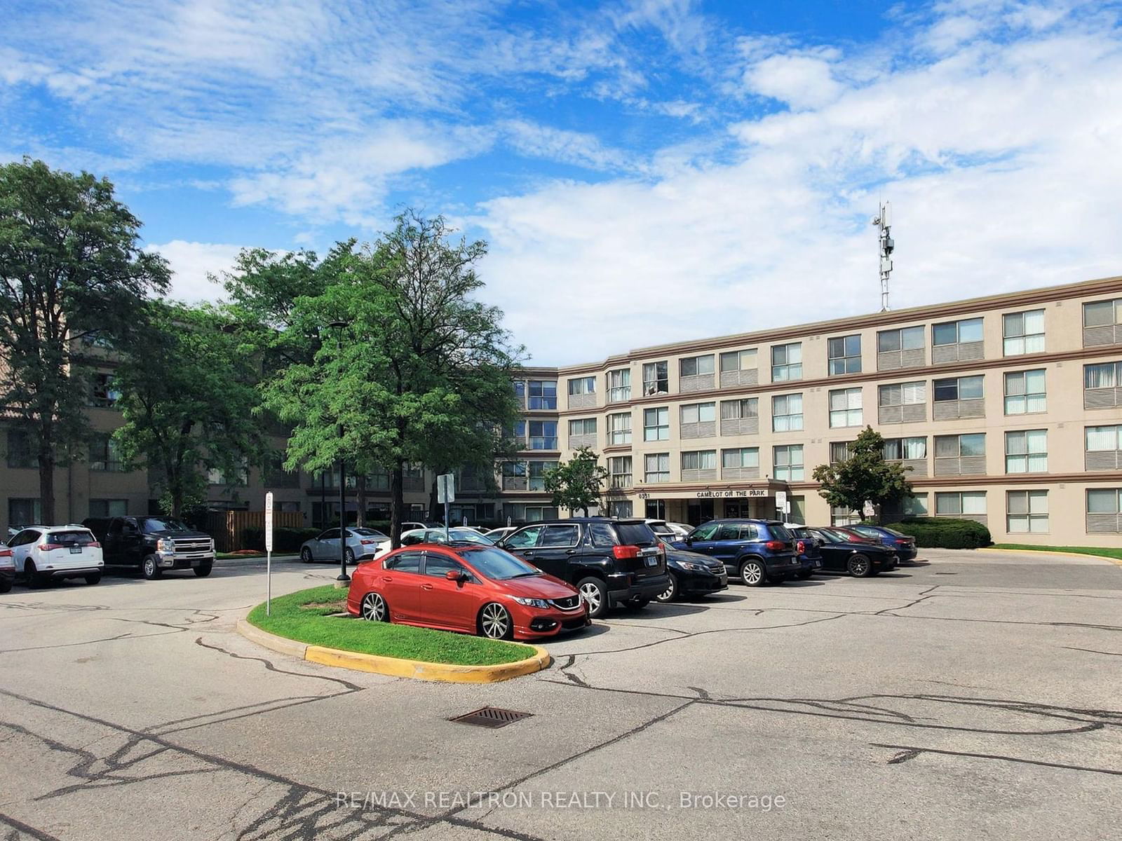 8351 McLaughlin Rd S, unit 201 for rent