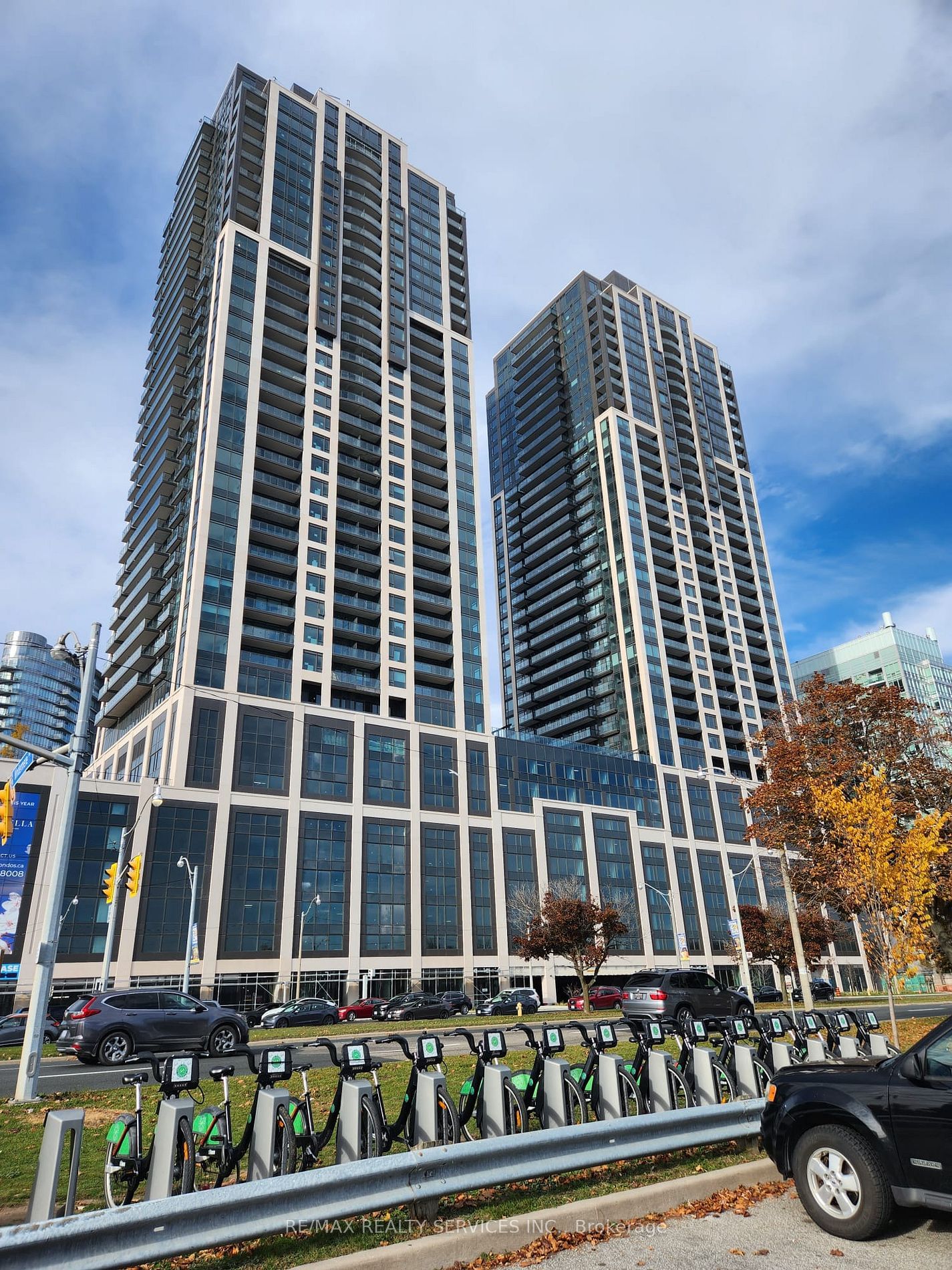 1926 Lakeshore Blvd W, unit 3211 for sale