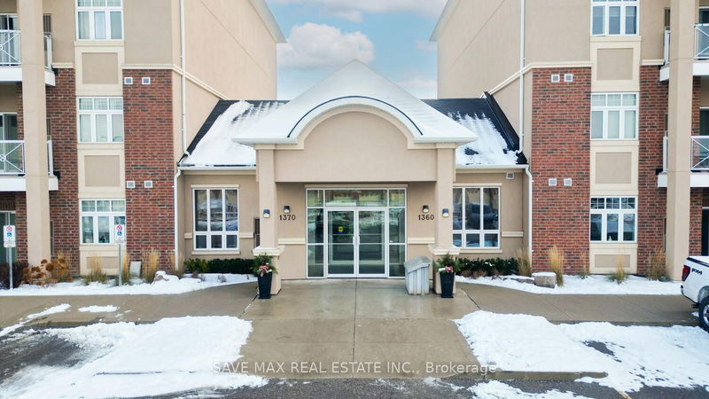 1360 Costigan Rd, unit 105 for sale