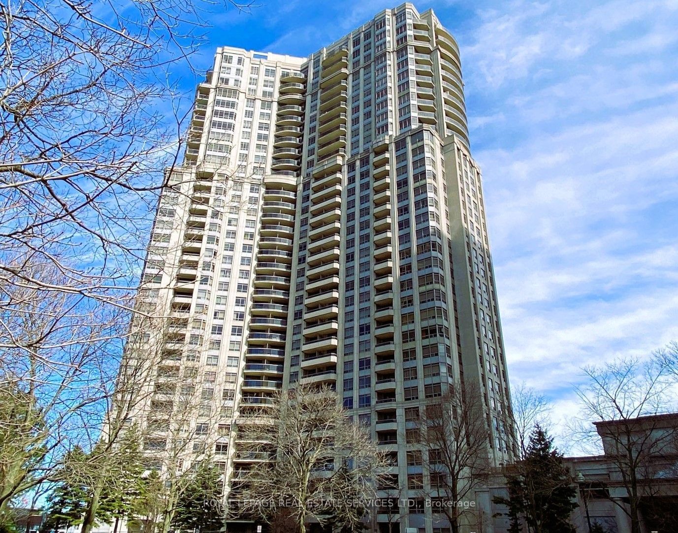 35 Kingsbridge Garden Circ, unit 2701 for rent