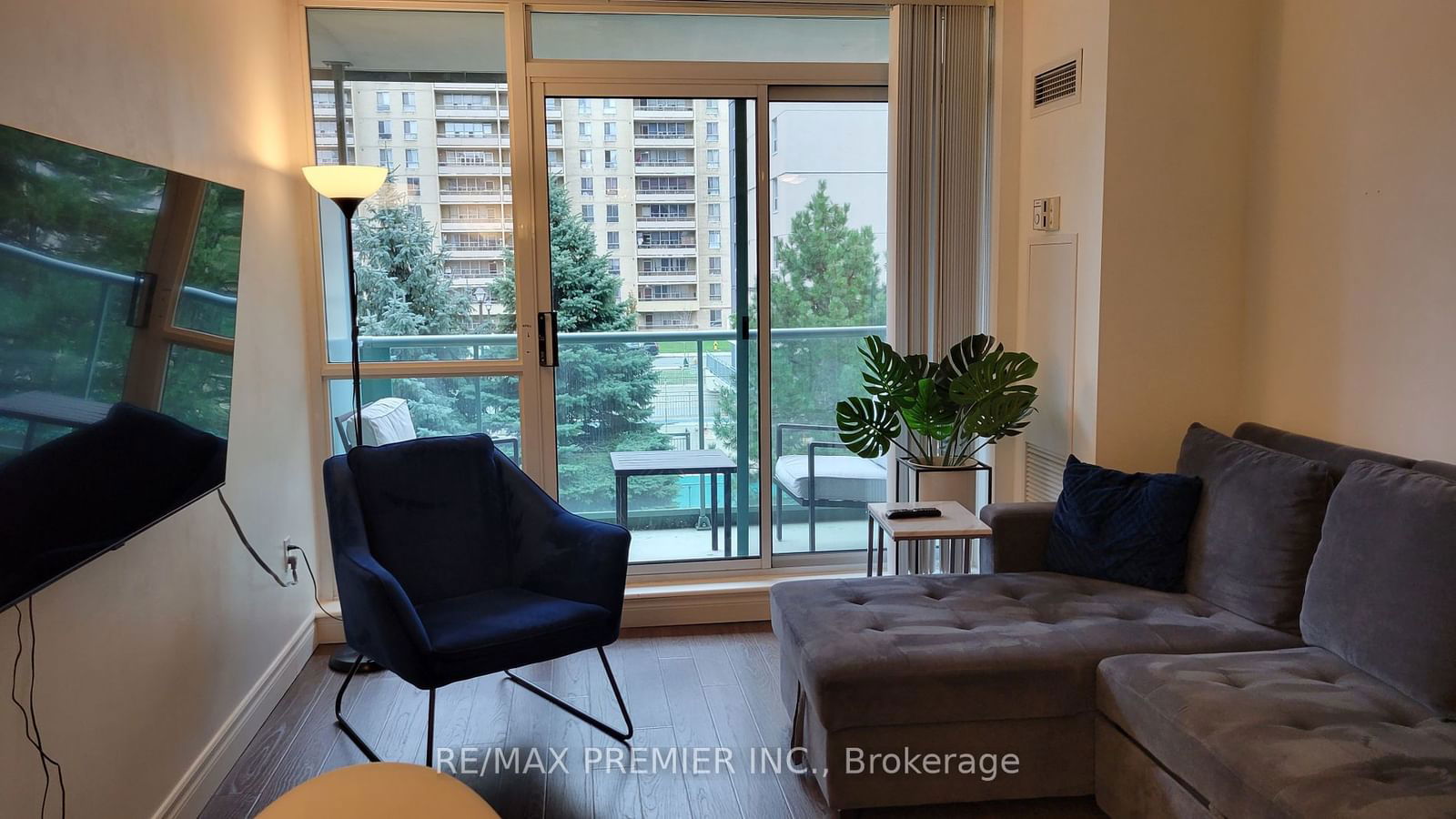 17 Michael Power Pl, unit 303 for rent