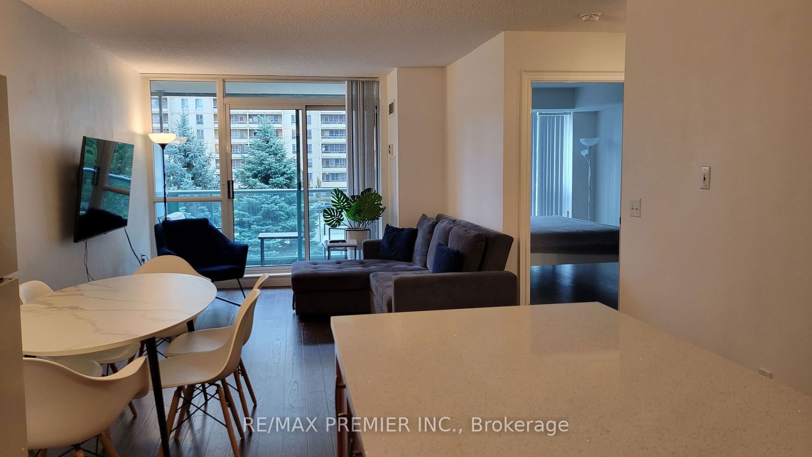 17 Michael Power Pl, unit 303 for rent