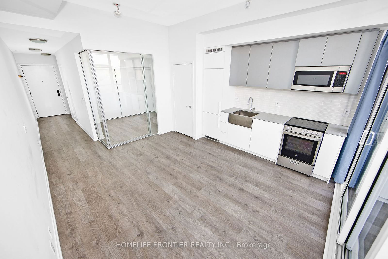 270 Dufferin St, unit 420 for sale