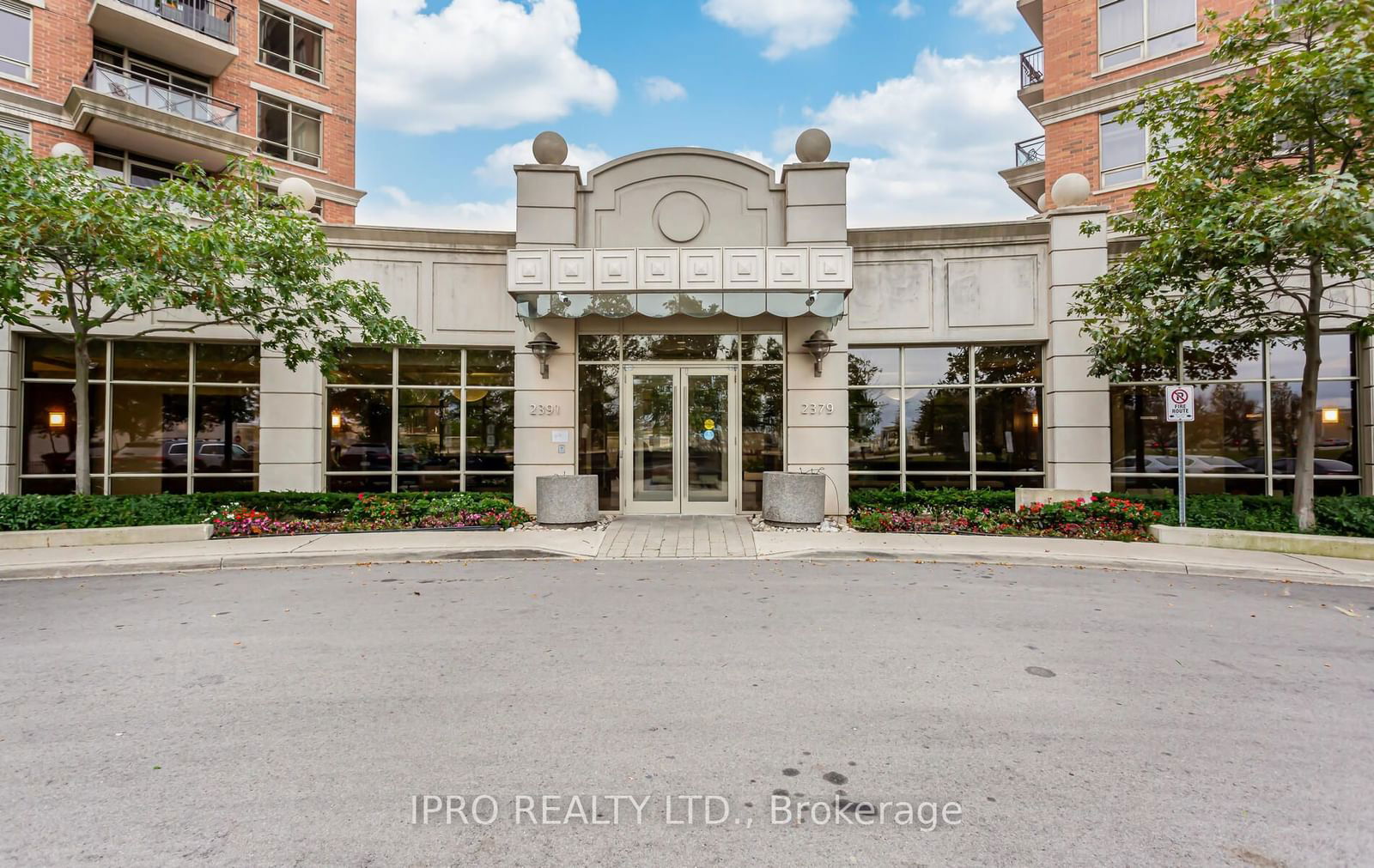 2391 Central Park Dr, unit 403 for rent