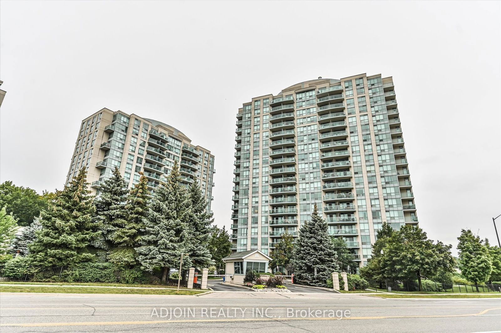 2545 Erin Centre Blvd, unit 1806 for sale